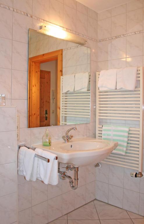 Ferienhaus Am Roemerweg Klais Chambre photo