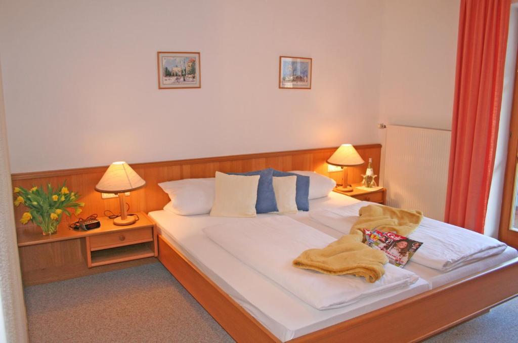 Ferienhaus Am Roemerweg Klais Chambre photo
