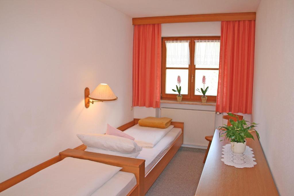 Ferienhaus Am Roemerweg Klais Chambre photo