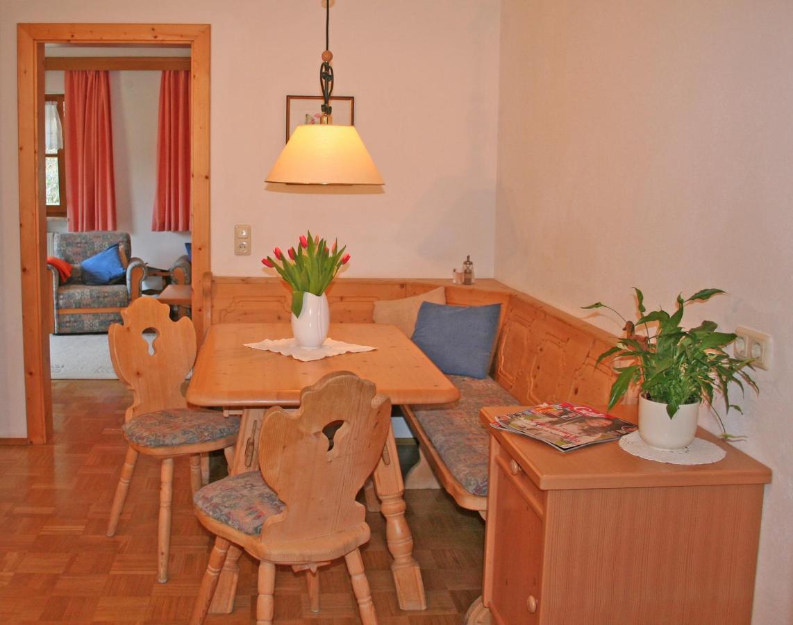 Ferienhaus Am Roemerweg Klais Chambre photo