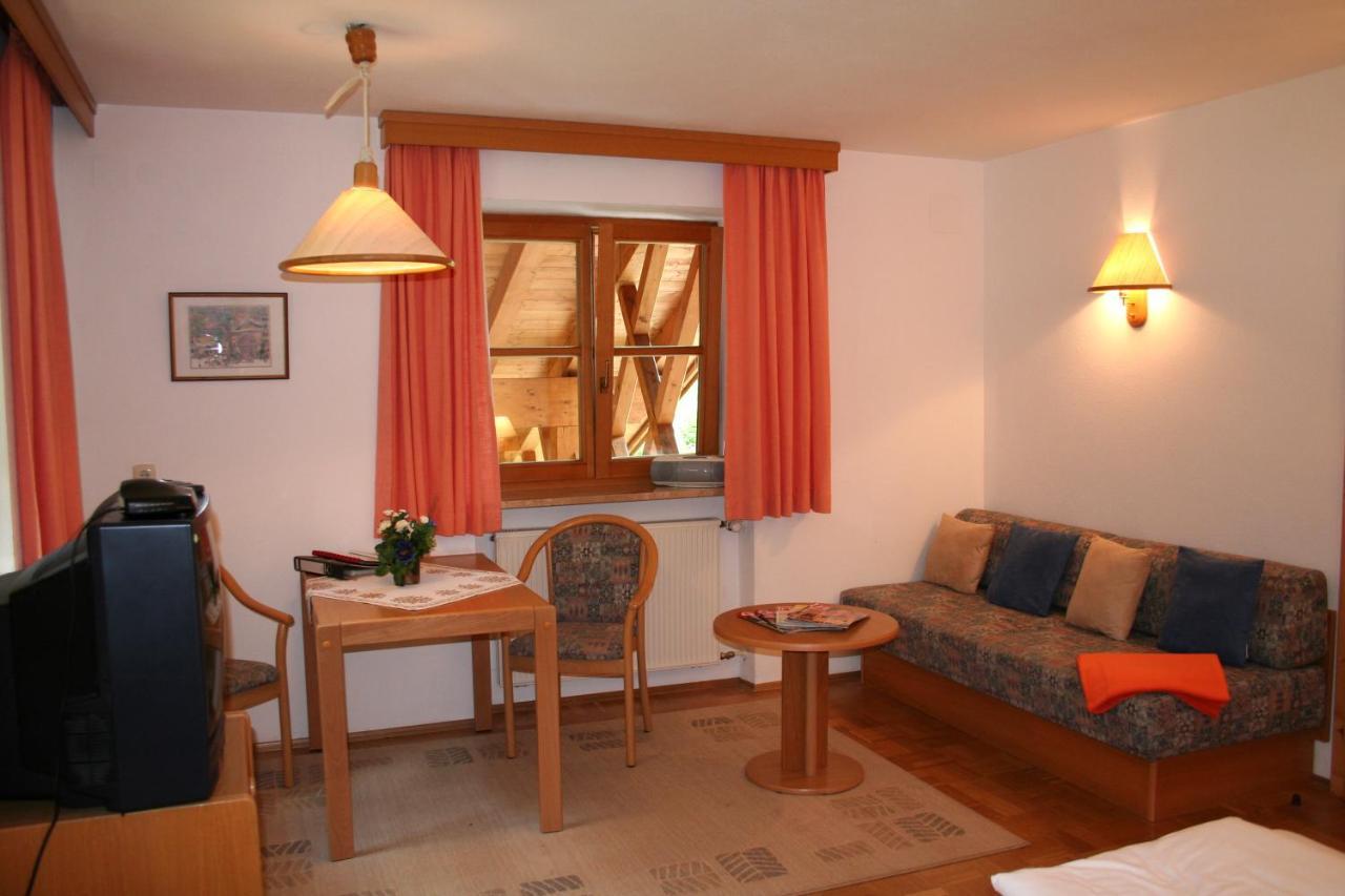 Ferienhaus Am Roemerweg Klais Extérieur photo
